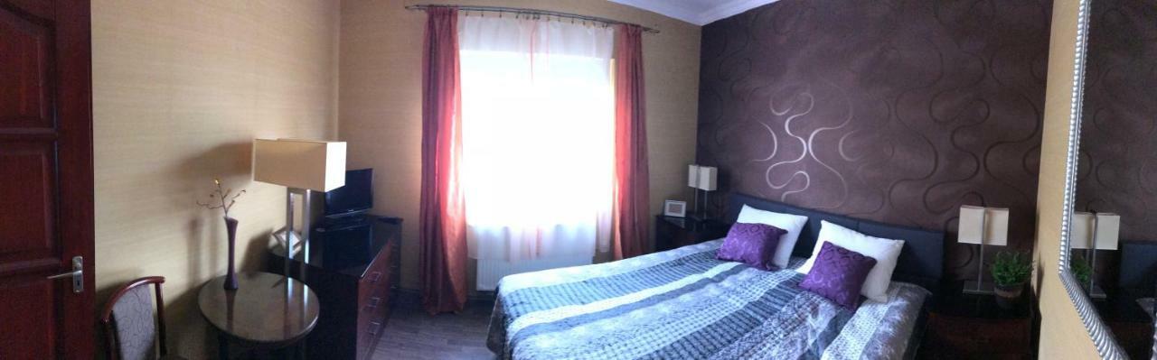 Eden Apartman Algyo Bagian luar foto