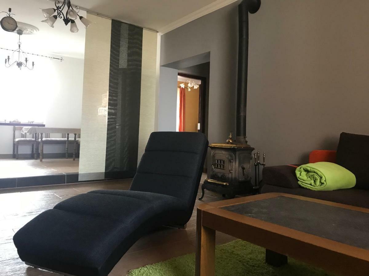 Eden Apartman Algyo Bagian luar foto